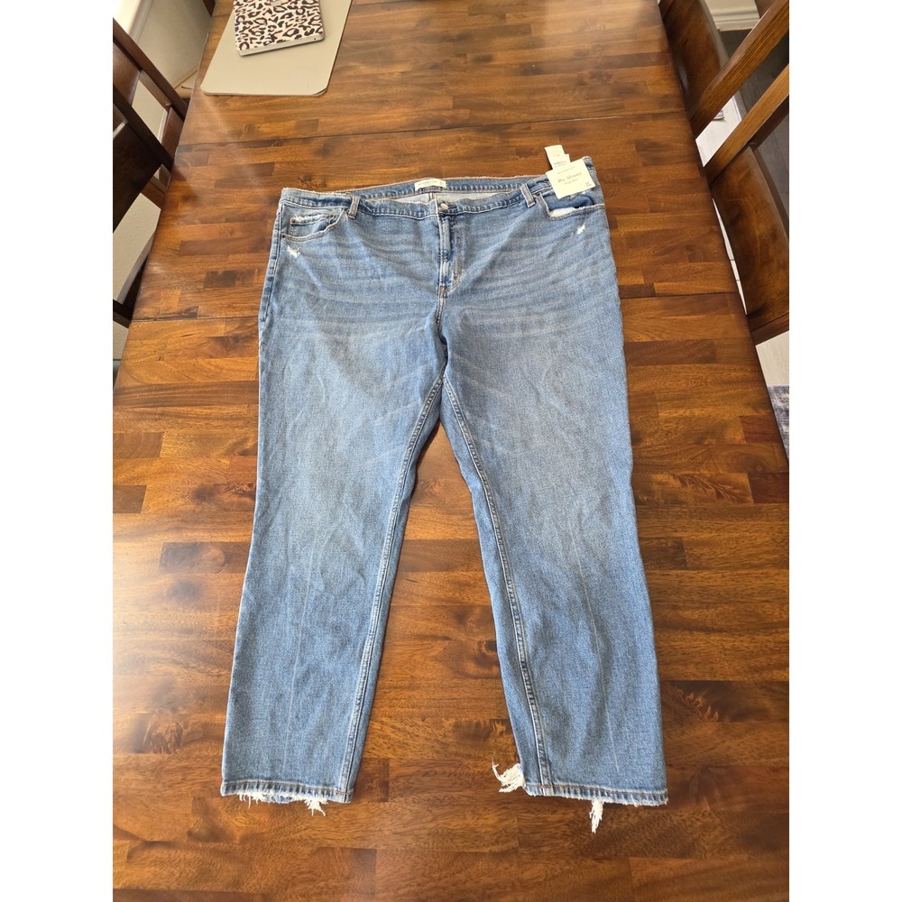Abercrombie & Fitch The Skinny High Rise Raw Hem Jeans Light Wash Distressed 146